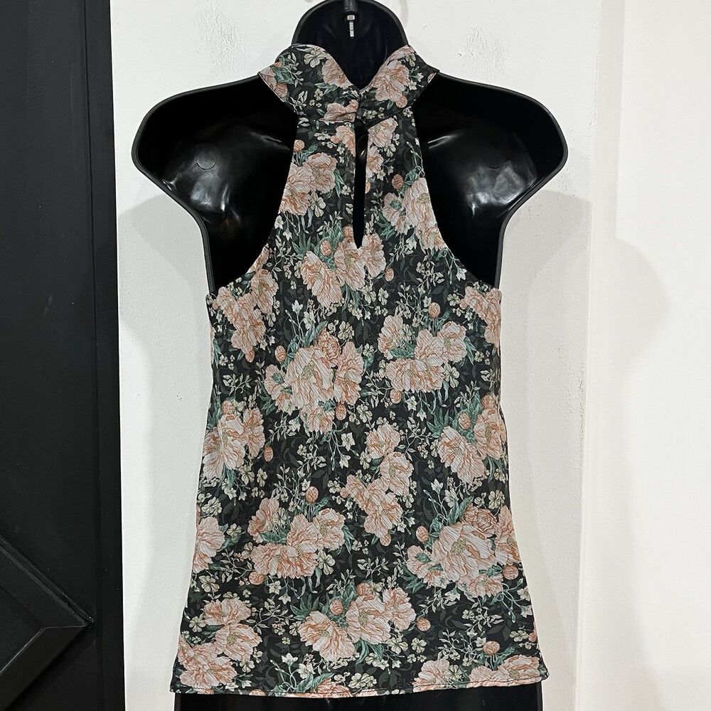 Heartloom Black Floral Halter Top Size Small Lined - Picture 4 of 6